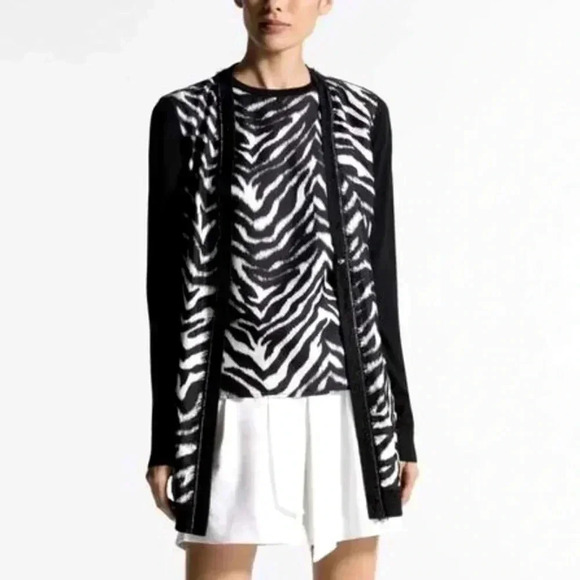 St. John Black and White Zebra Print Chain-Trim Knit Longline Cardigan Wool Silk - Picture 2 of 9